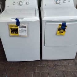 Washer And Gas Dryer Like New 