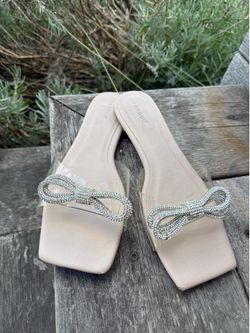 Size 10 woman’s shoes