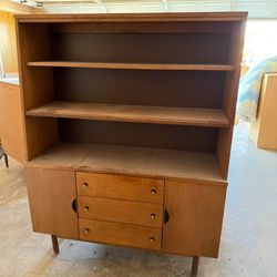 Chinese Cabinet *NEED GONE*