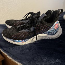 Curry Shoes 