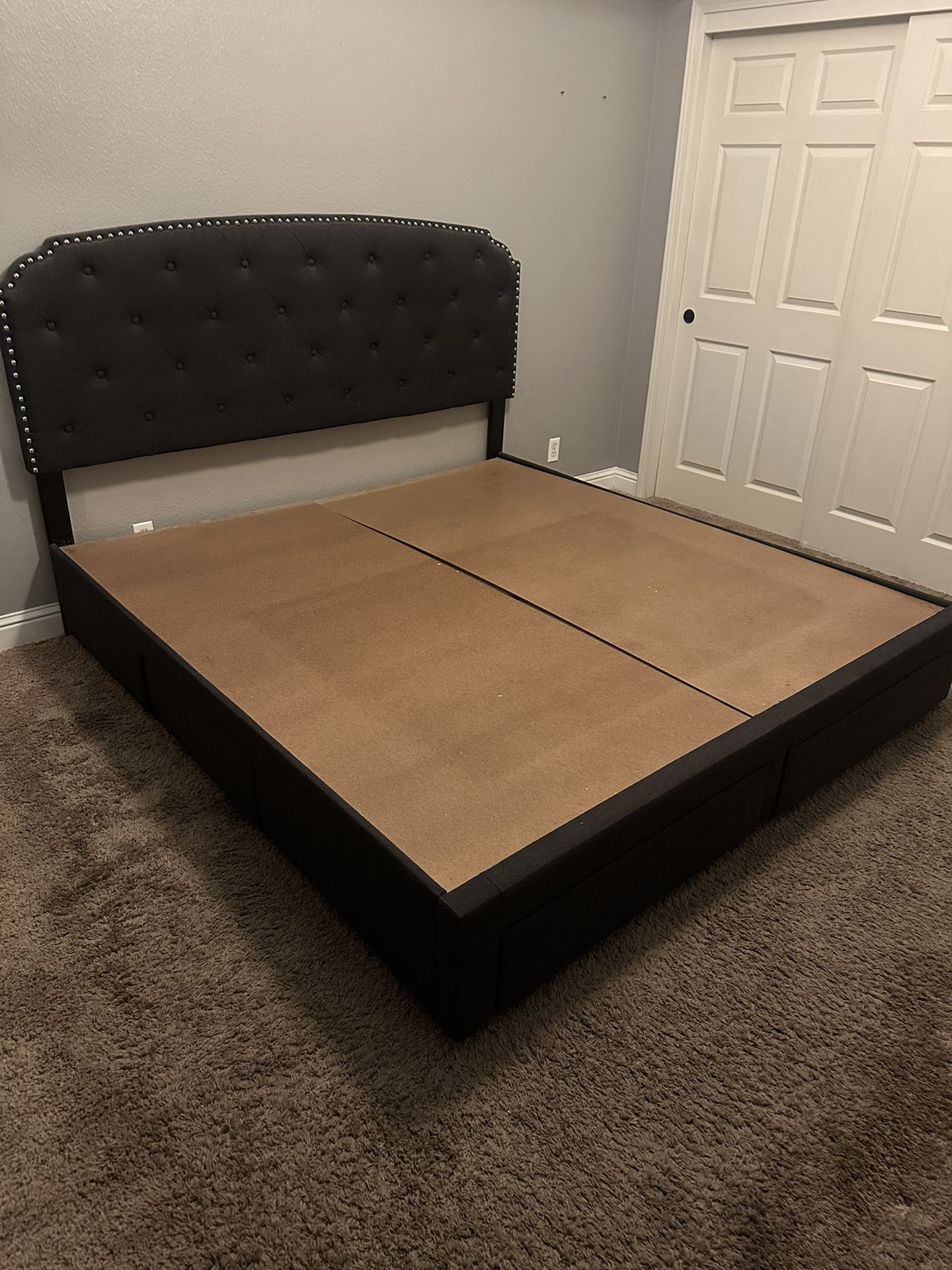 King Bed Frame With 4 Drawer Under Bed storage