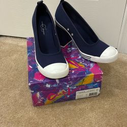 Chinese Laundry Sneaker looking Heels