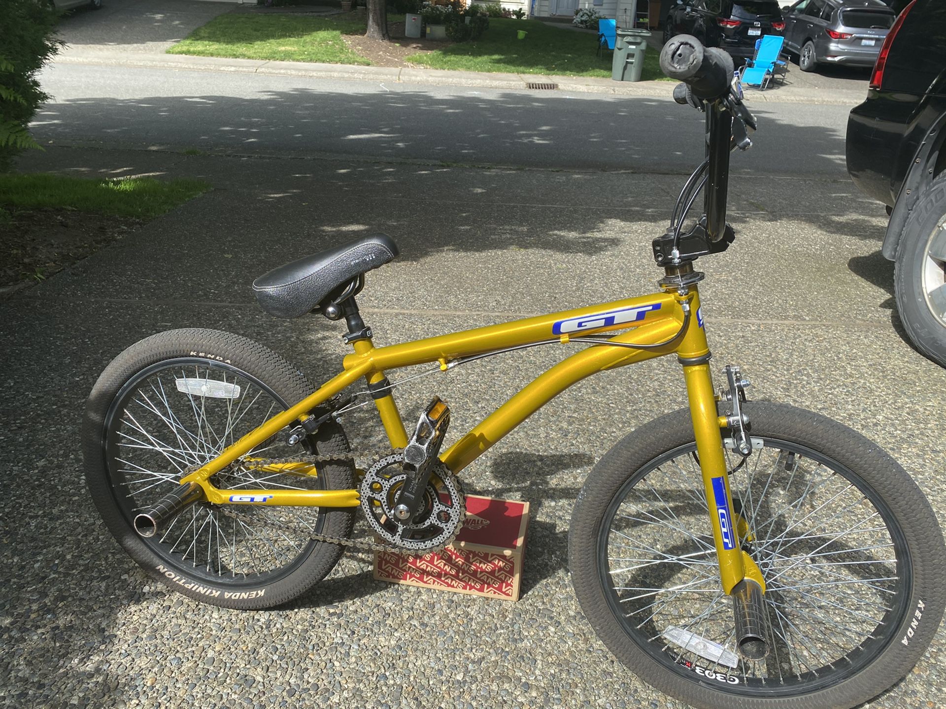 GT ZONE BMX model year 2007 SOLD PENDING PICKUP