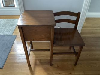Gossip Table Solid Wood