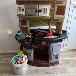 Kitchen With Accessories 