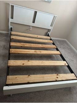Headboard and footboard for full flies bed