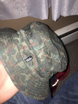 Vans hat like new