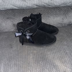 Girls Size 4 Black Boots