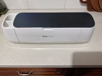 Cricut Maker with Accessories