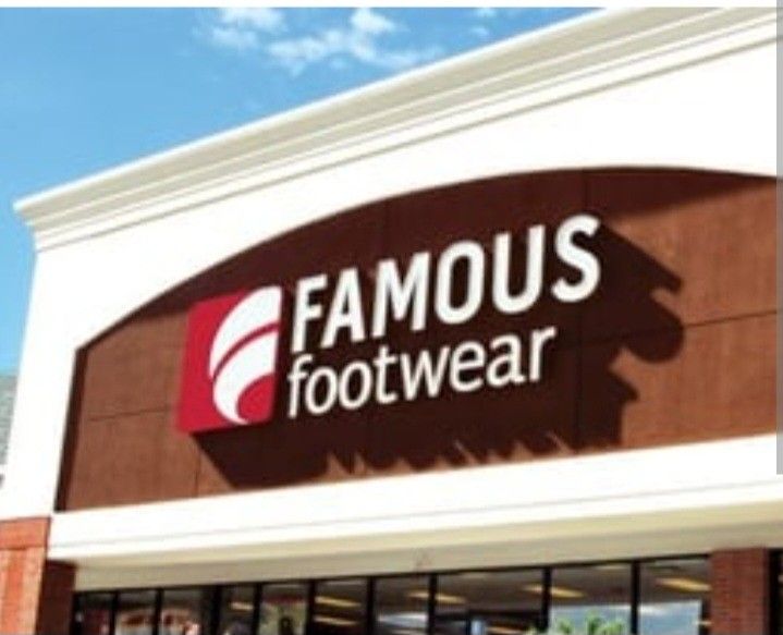 FAMOUS FOOTWEAR