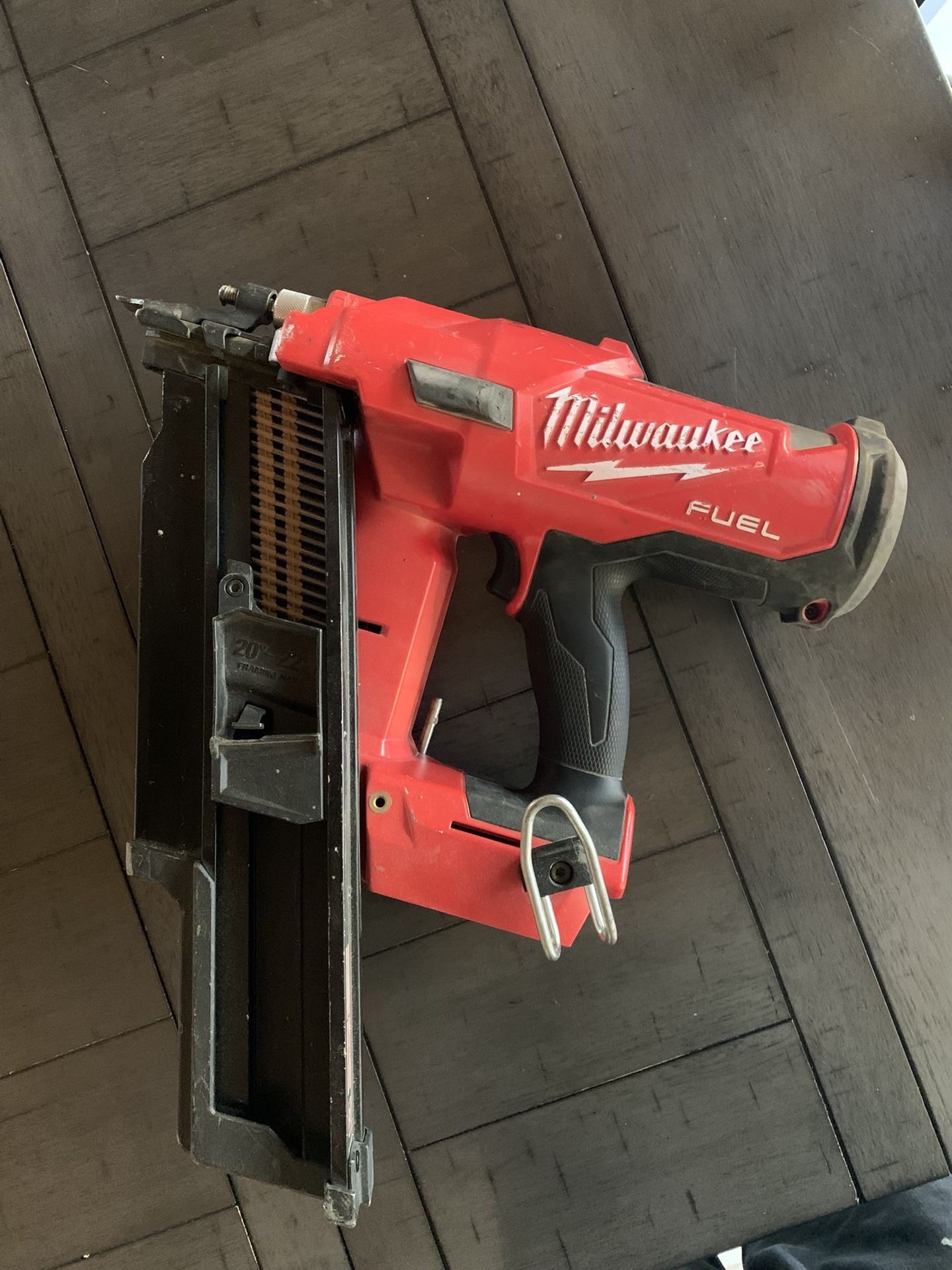Milwaukee M18 Fuel 21 Degree Framing Nailer
