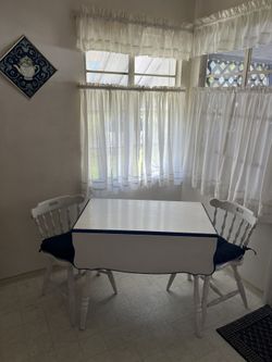 Vintage Double Drop Leaf Dining Set