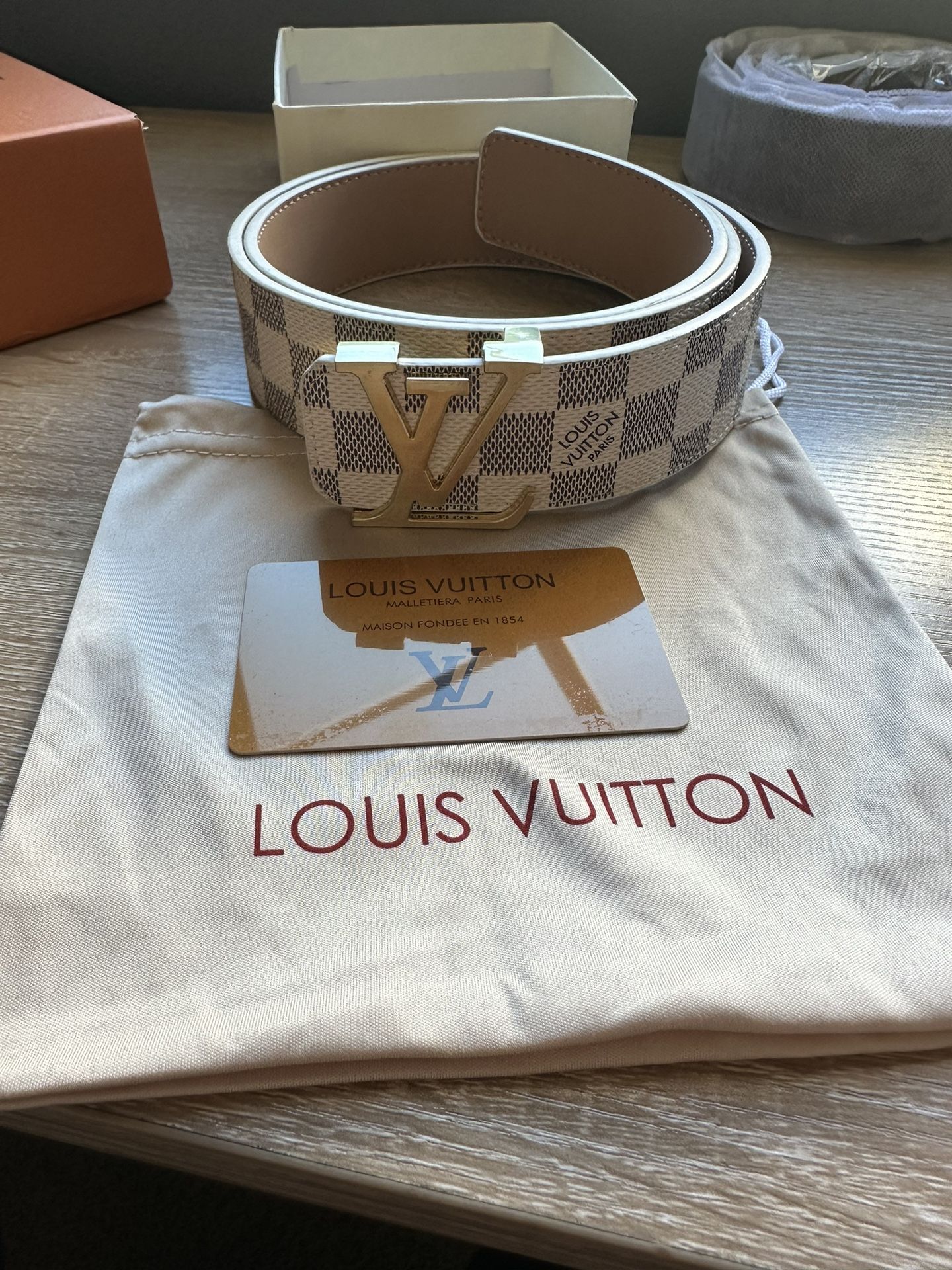 Louis Vuitton Belt Unisex