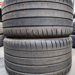 (2) 285 35 20 Michelin Tires 