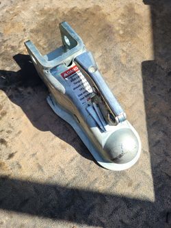 CAST DEMCO 2 INCH COUPLER, NEW