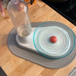 Gravity Pet Water Bowl