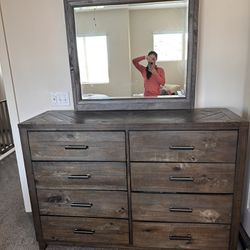8 Dresser Drawer With Mirror