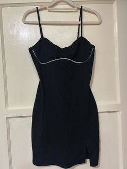 Black right dress with rhinestone - small