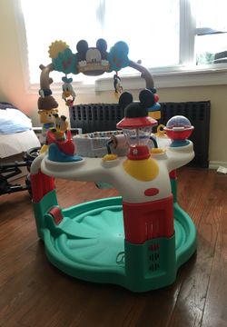 Disney Mickey Mouse Camping with Friends Activity Saucer