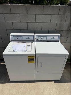 Speed Queen washer & Gas Dryer Set