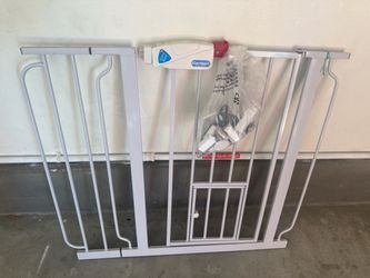 Carlson Extra Wide Pet Gate with Small Door