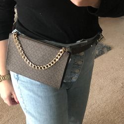 New Brown Micheal Kors waist bag size: L/XL 