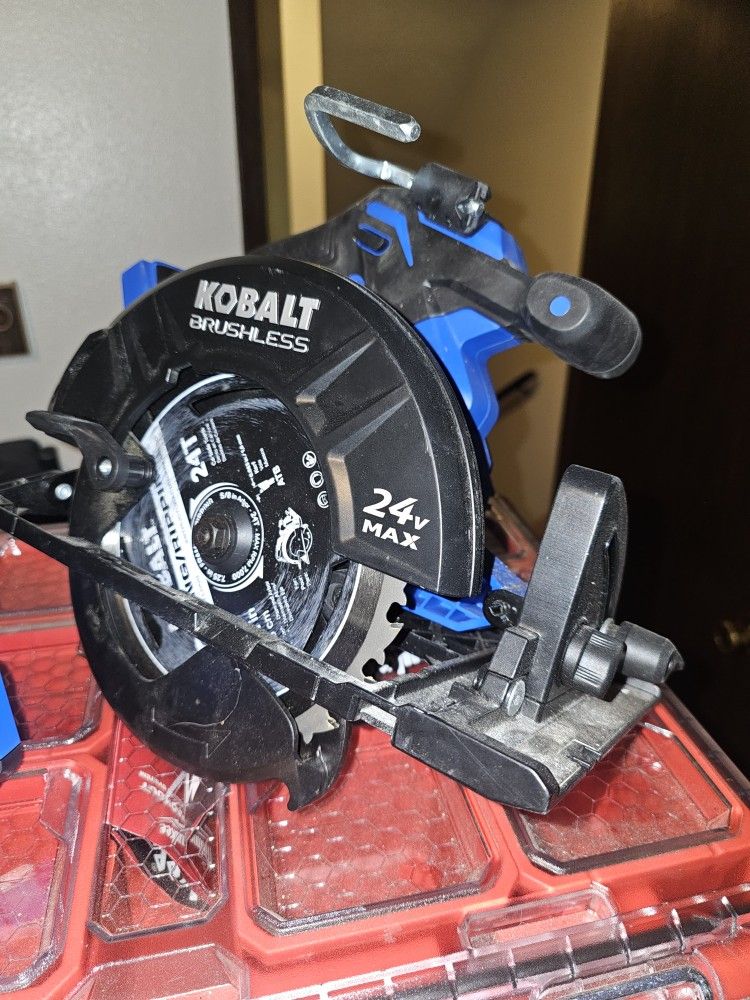 Kobalt Xtr 7 1/4 Circular Saw