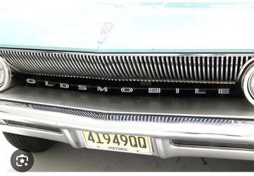 VINTAGE 1961 OLDSMOBILE DYNAMIC 88 GRILLE EMBLEM  OEM 579574 31"LONG