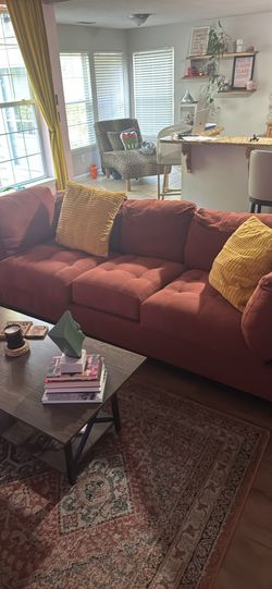 rooms to go sofa