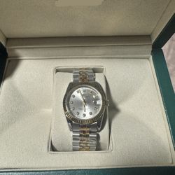 Mens Luxury Watch For Sale/ Relojes En Venta