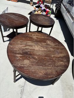 Coffee table with end tables