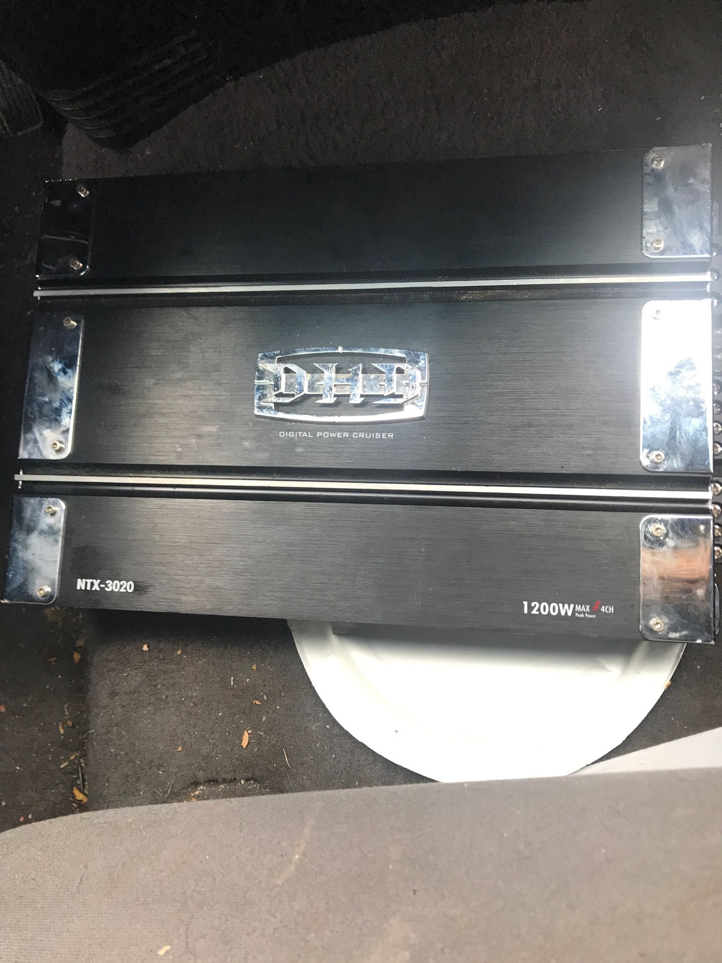 DHD car amplifier