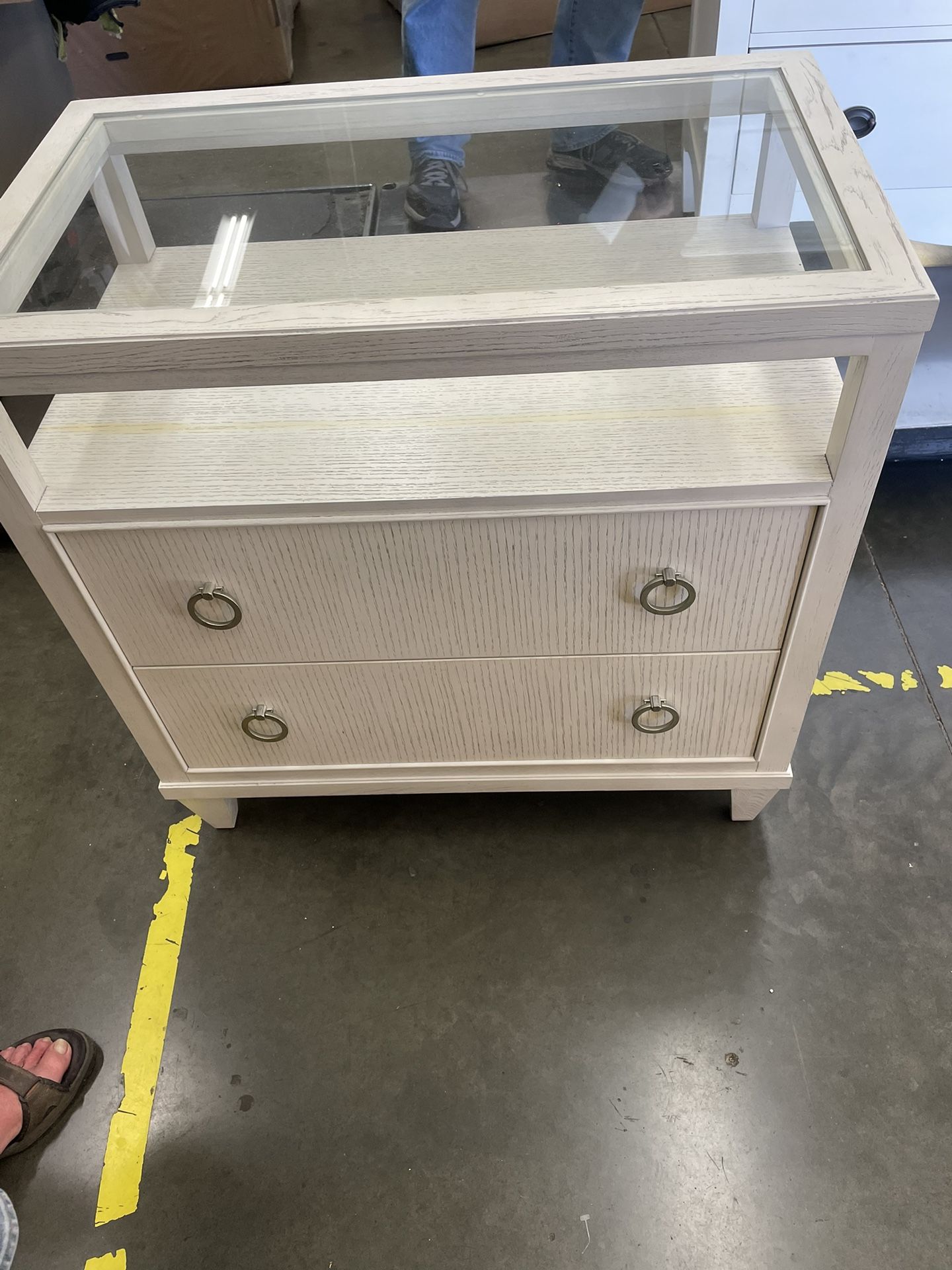 Ethan Allen Side Tables Dressers And Nightstands for Sale in Enumclaw, WA OfferUp