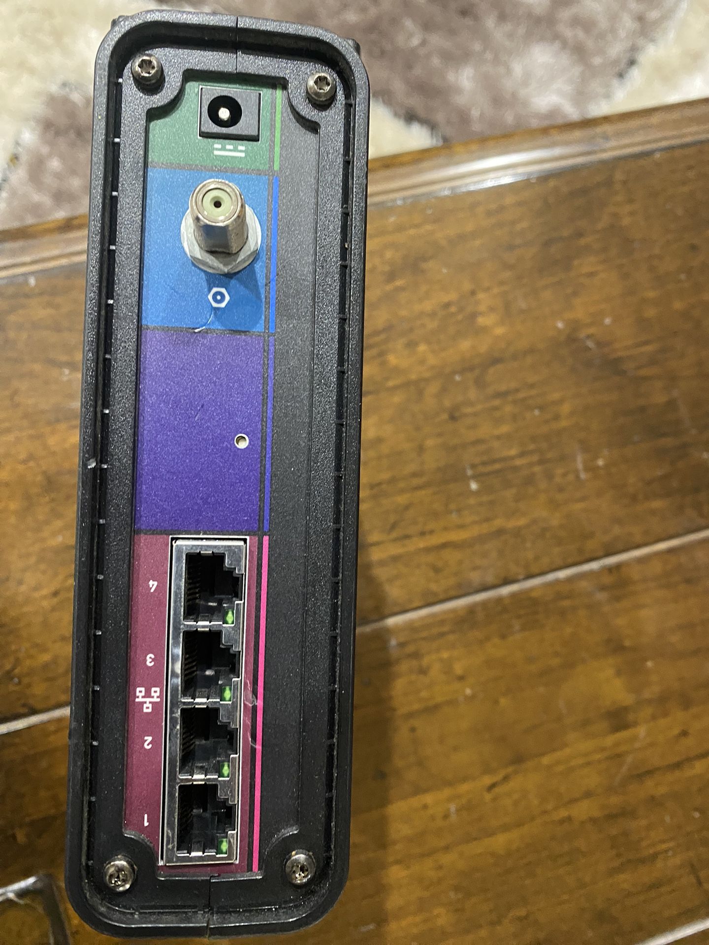 Modem 3.0 Docsis With Wi-Fi