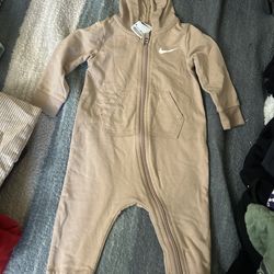 Baby boy hooded onesie