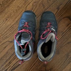 Girls Hiking Shoes Keen Size 3