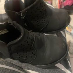 oshkosh black toddler boots $5 6month