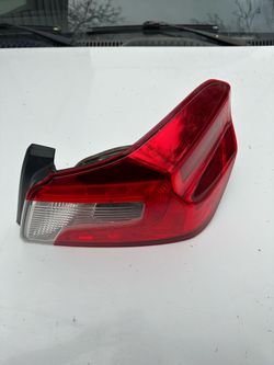 2017 wrx rear passenger tail light