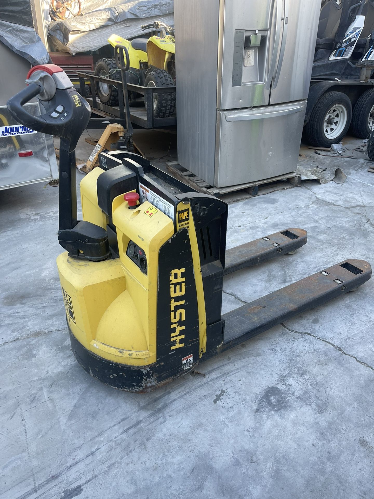 Electric pallet Jack HYSTER