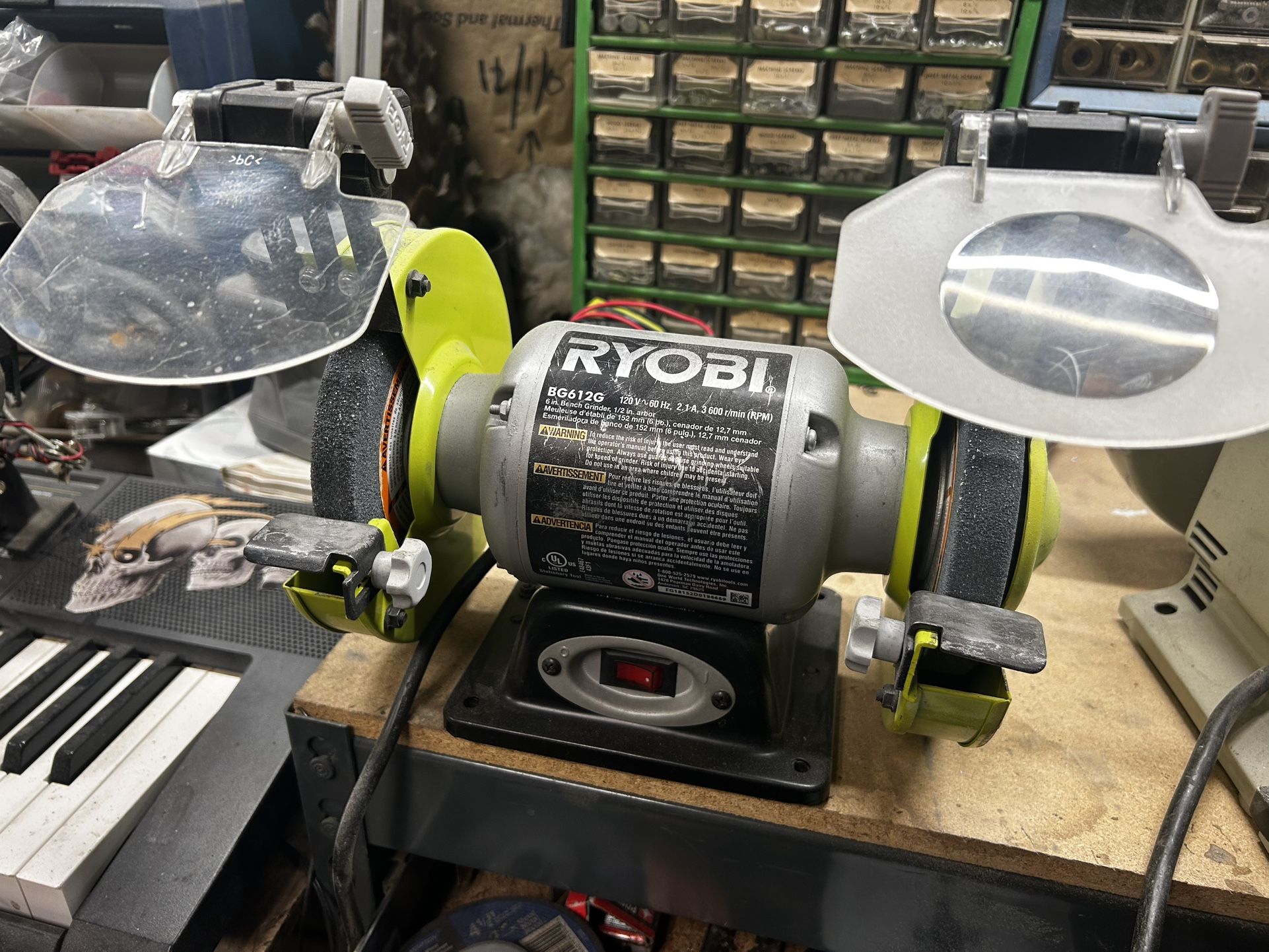 ‘Ryobi’ Bench Grinder
