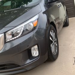 2018 KIA Sedona SX
