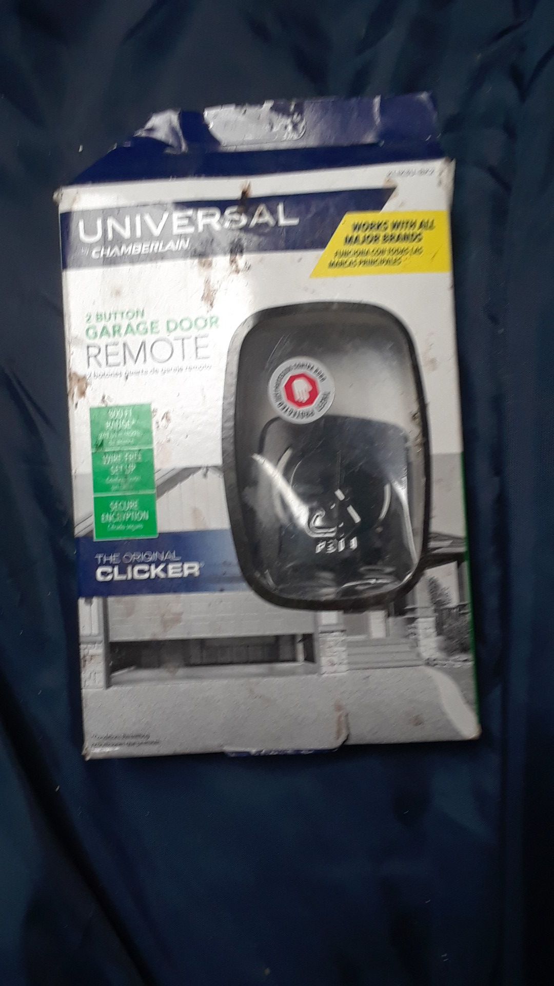 Chamberlain Universal 2 button garage door remote brand new
