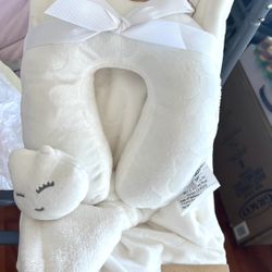 Baby Blanket With travel pillow 