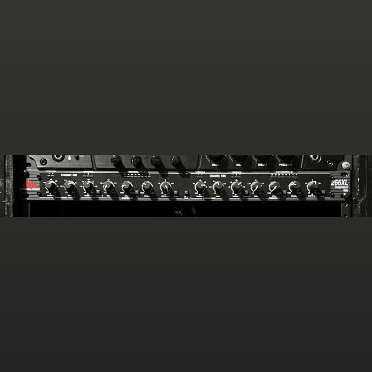 DBX 266XL