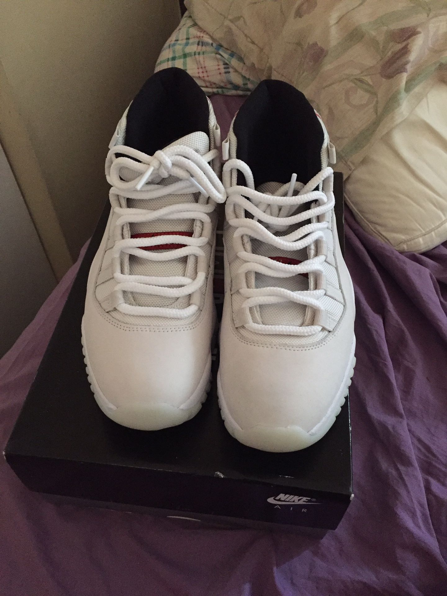 Platinum 11’s size 8.5 men’s