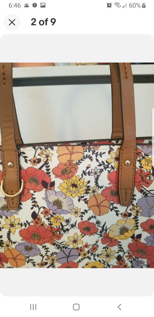 Tory Burch Kerrington Blossom Ditsy Saffiano Leather Small Tote Bag for  Sale in Elk Grove, CA - OfferUp