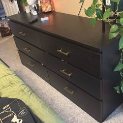 Black Dresser
