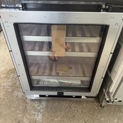 24” Panel Ready  Built-in Undercounter Dual Zone Wine Refrigerator 