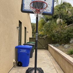 Basketball Hoop 