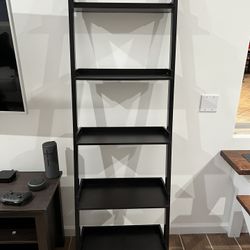 Bookshelves 